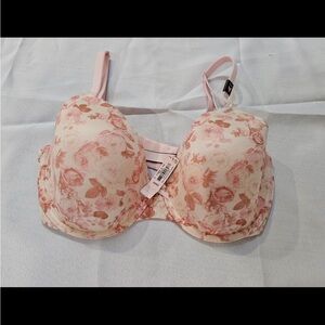 Victoria's Secret Pink and Cream Lace Bra